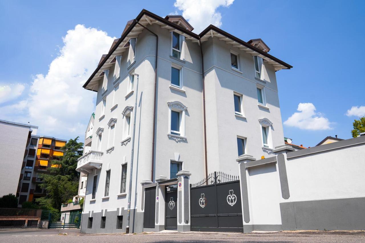 Villa Tosati Monza Esterno foto