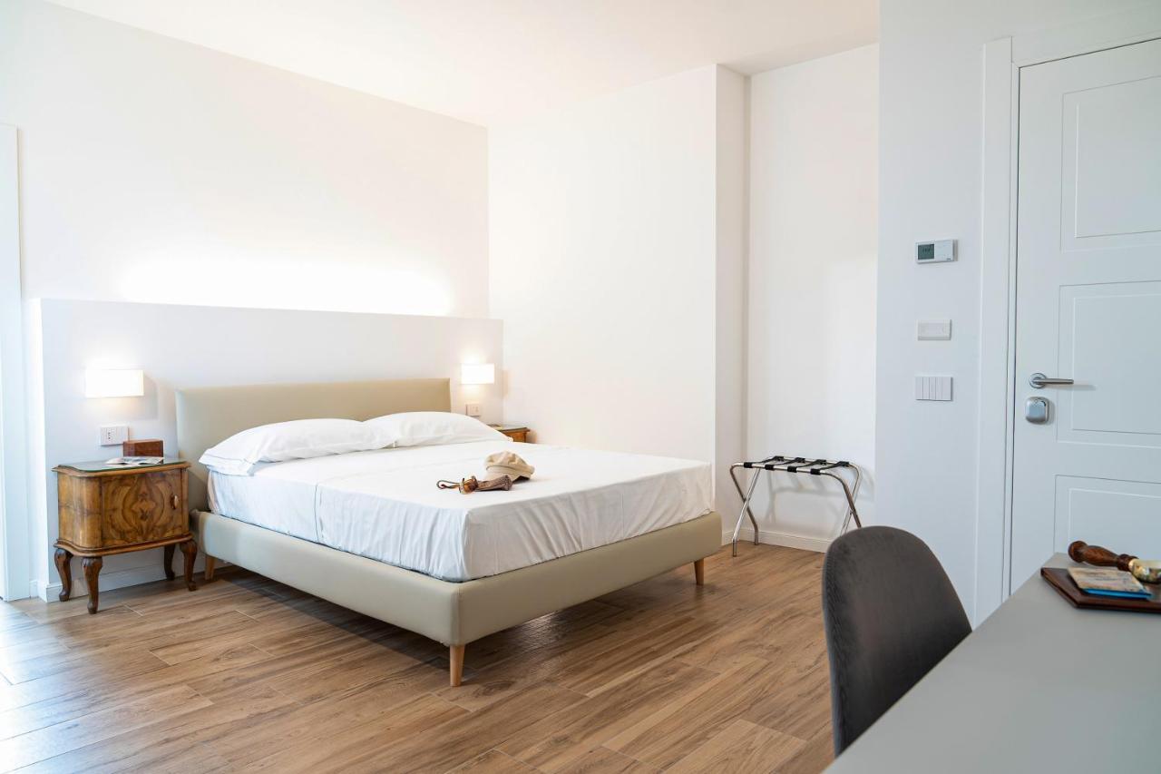 Villa Tosati Monza Esterno foto