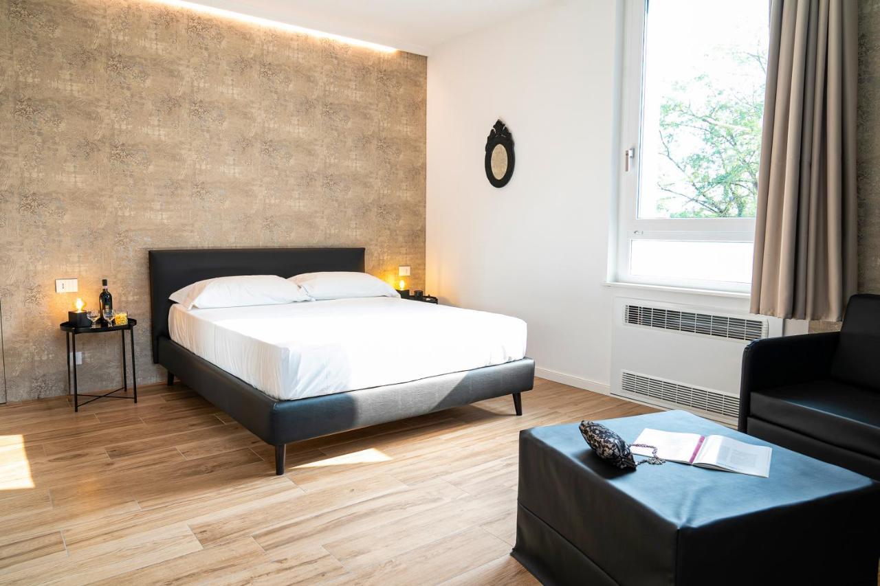 Villa Tosati Monza Esterno foto